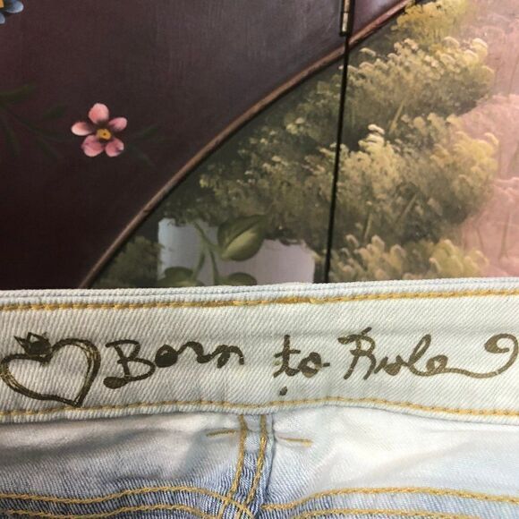 Born to Rule Princess by Vera Wang Dip Dyed Shorts - Picture 5 of 6